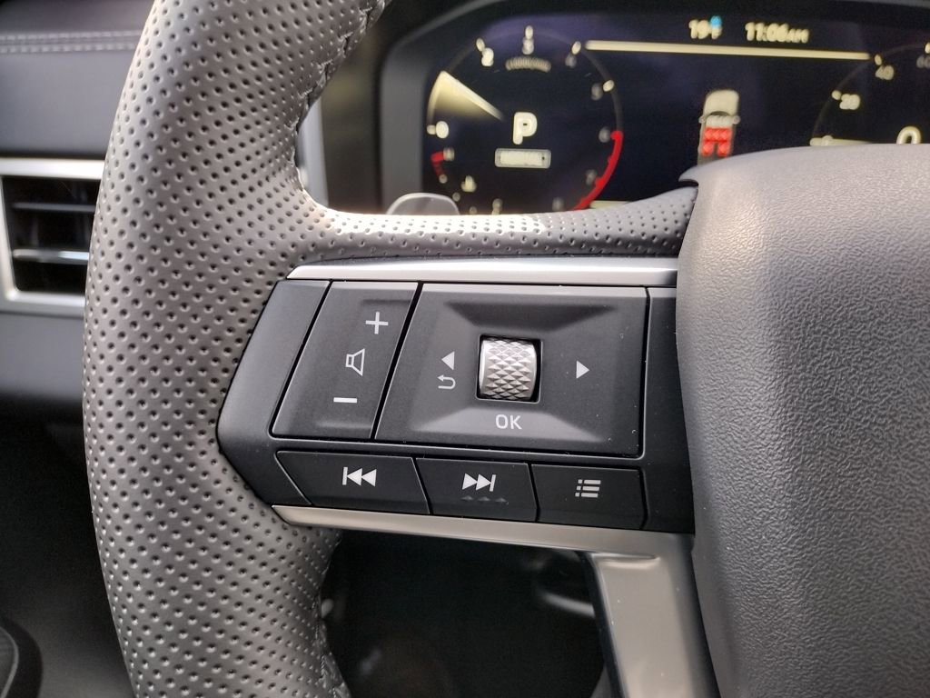 New 2026 Mitsubishi Outlander SE image 28