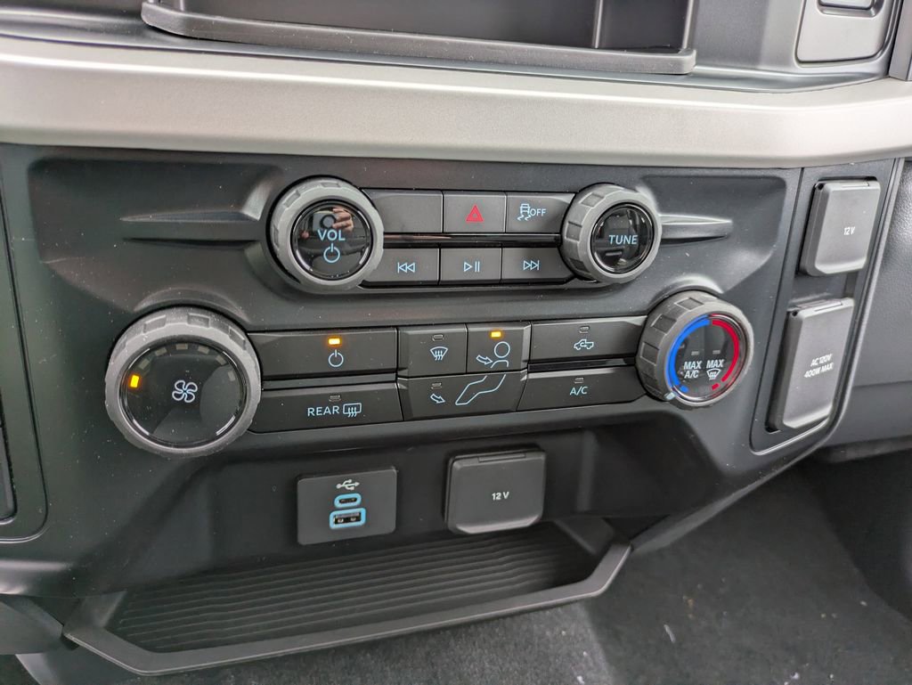 New 2026 Ford F450 XLT image 15