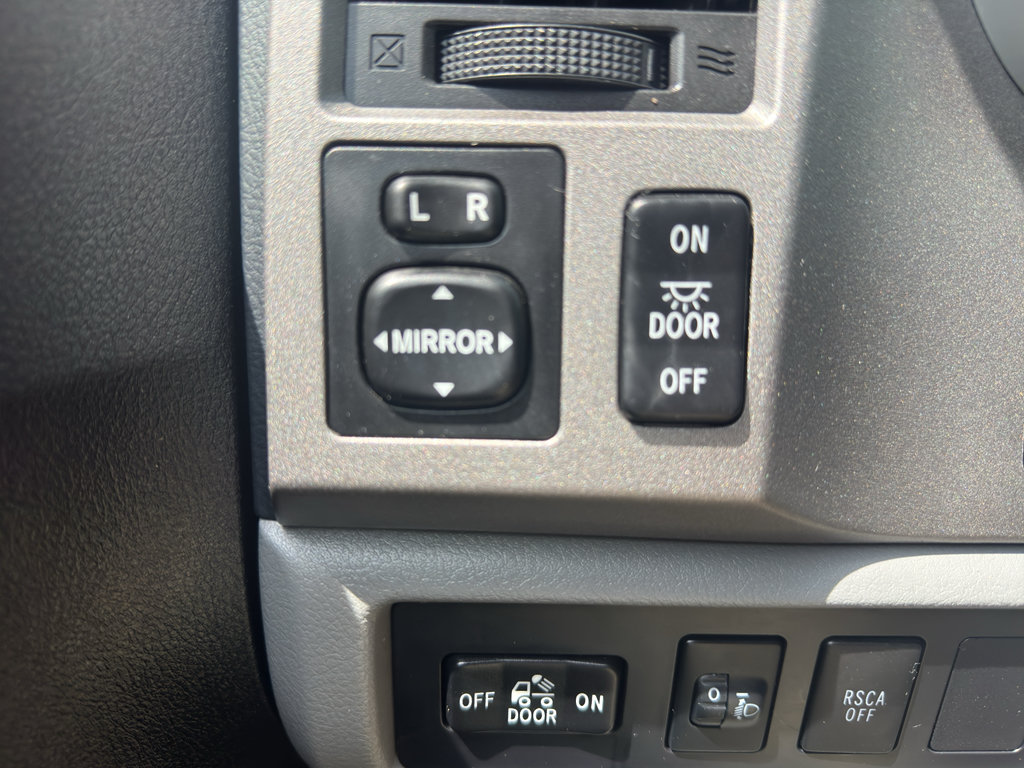 Used 2013 Toyota Tundra 4x4 Double Cab w/ SR5 Pkg image 23