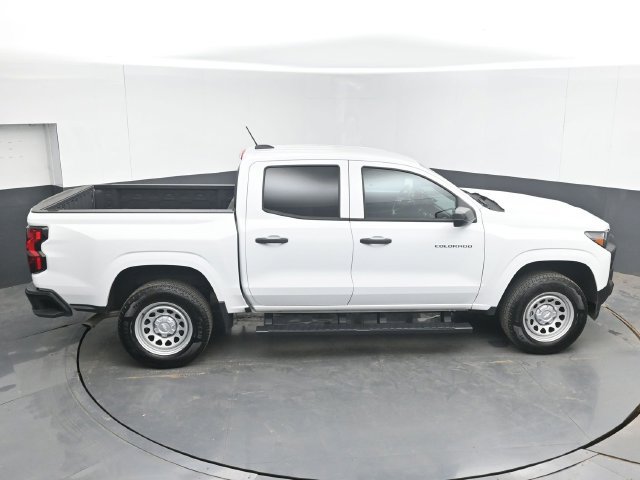 Used 2025 Chevrolet Colorado W/T RWD image 38