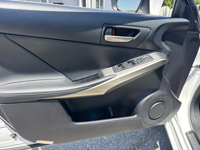Used 2020 Lexus IS 350 F Sport w/ F Sport Package RWD image 13