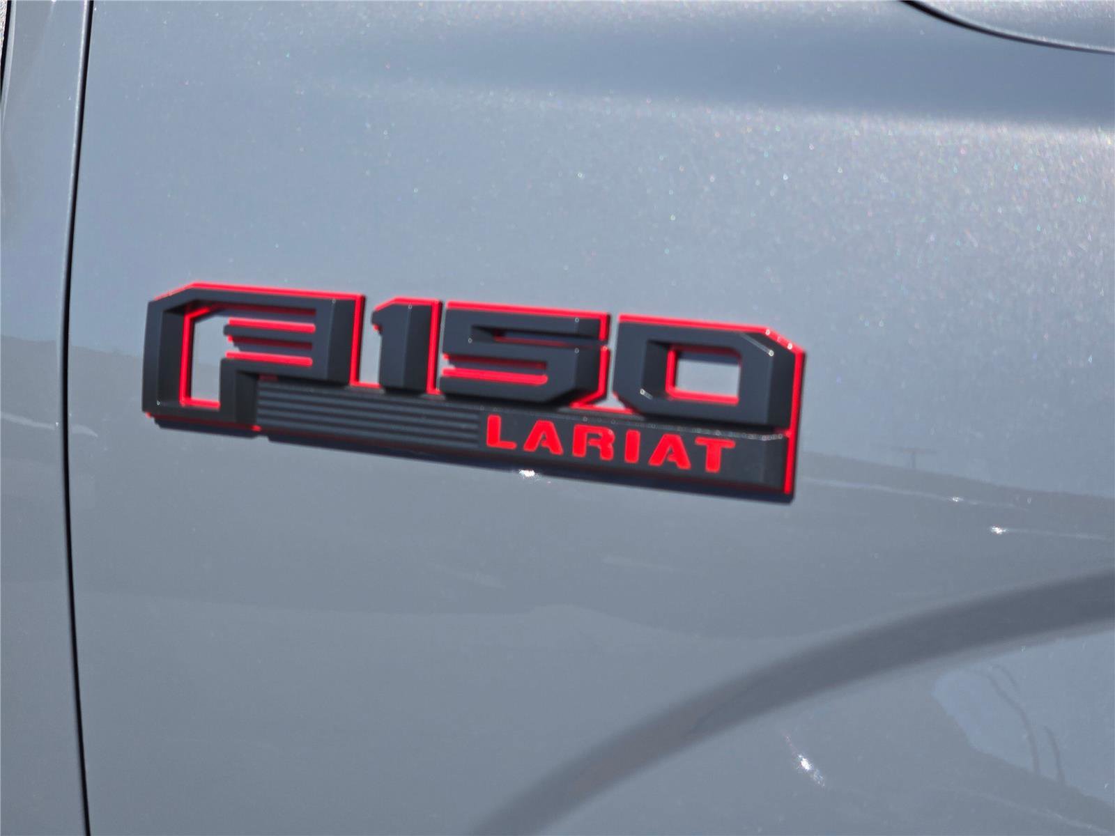 Used 2019 Ford F150 Lariat w/ Equipment Group 502A Luxury image 4
