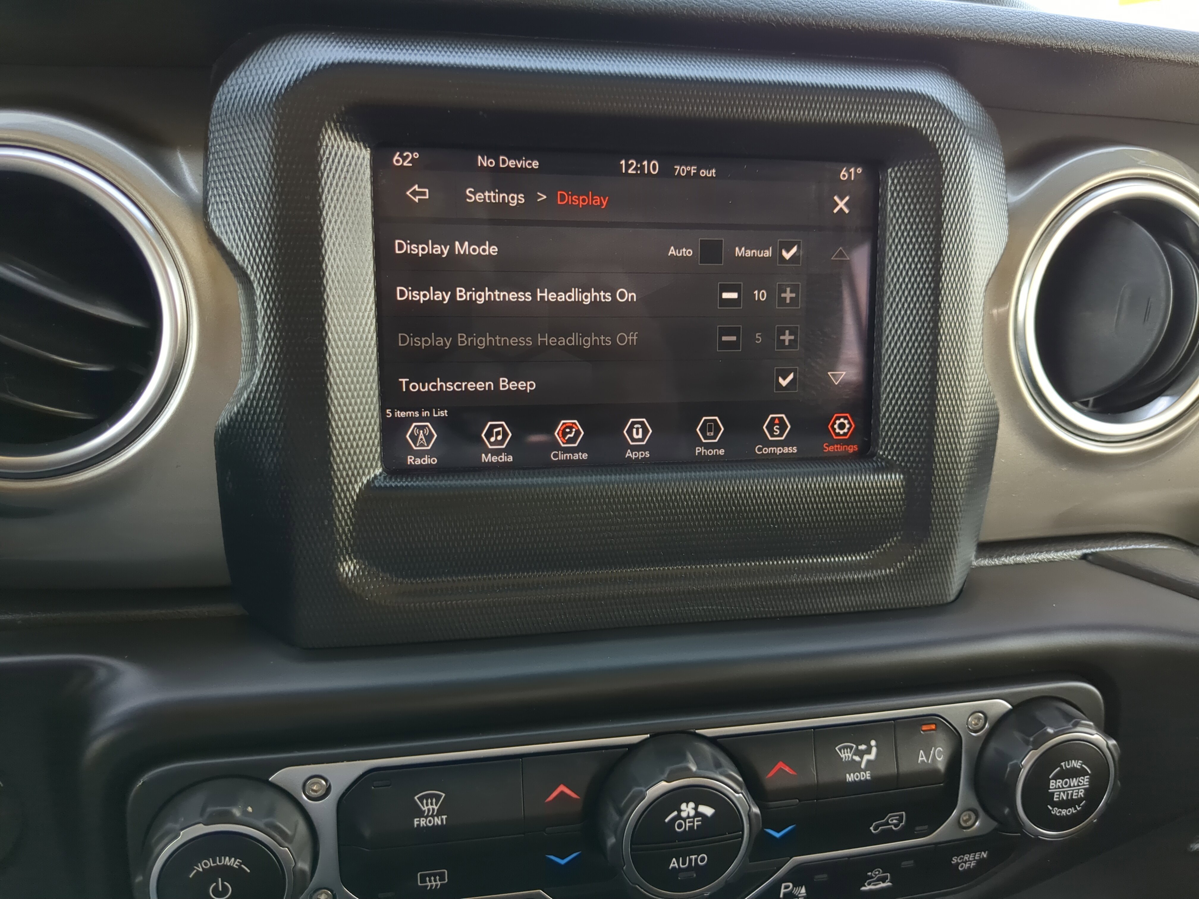 Used 2020 Jeep Gladiator Overland w/ Safety Group image 19