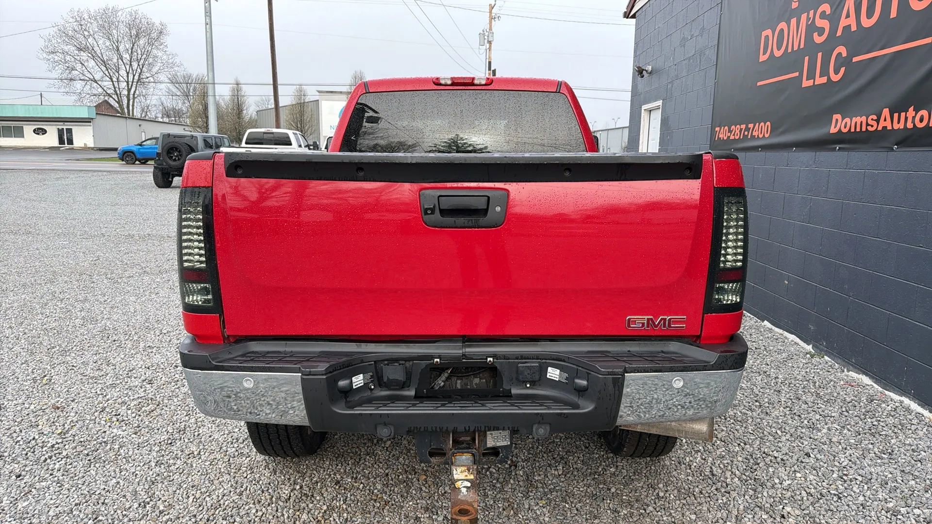 Used 2011 GMC Sierra 2500 SLT w/ SLT Convenience Package image 4