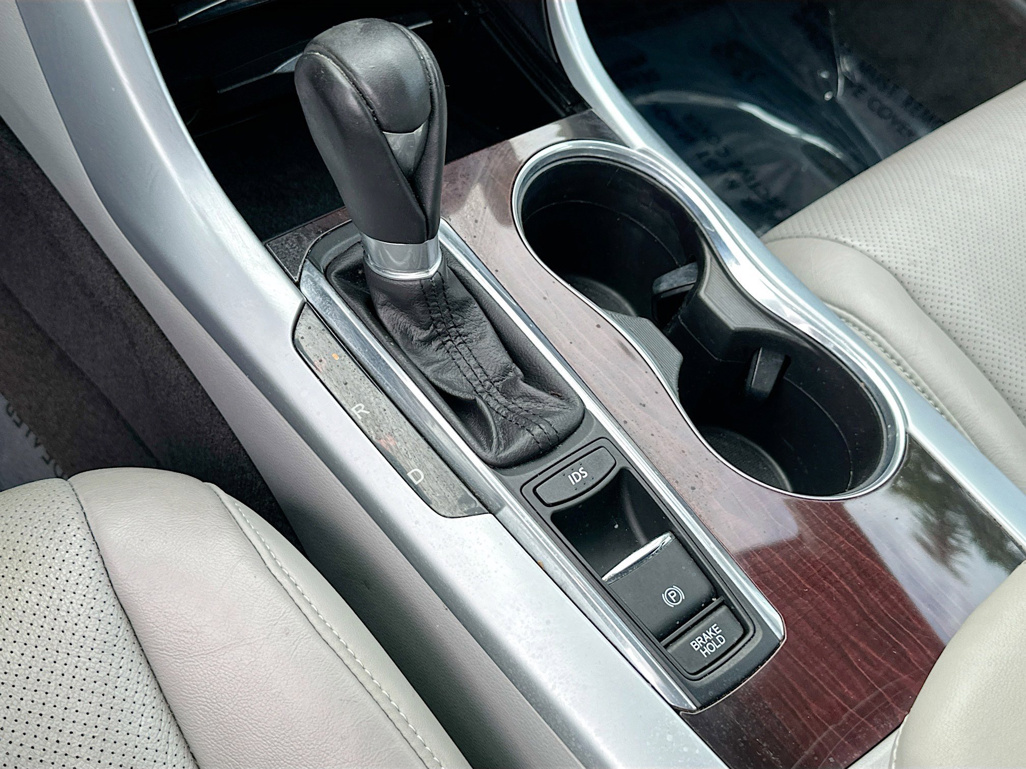 Used 2015 Acura TLX w/ Technology Package image 16