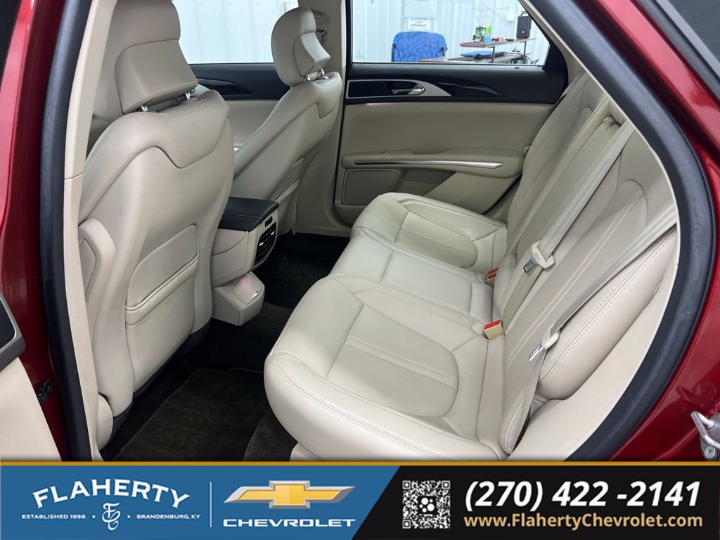 Used 2016 Lincoln MKZ w/ Equipment Group 300A Reserve FWD image 11