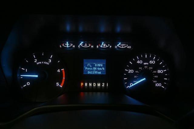 Used 2017 Ford F550 4x4 Regular Cab Super Duty image 25