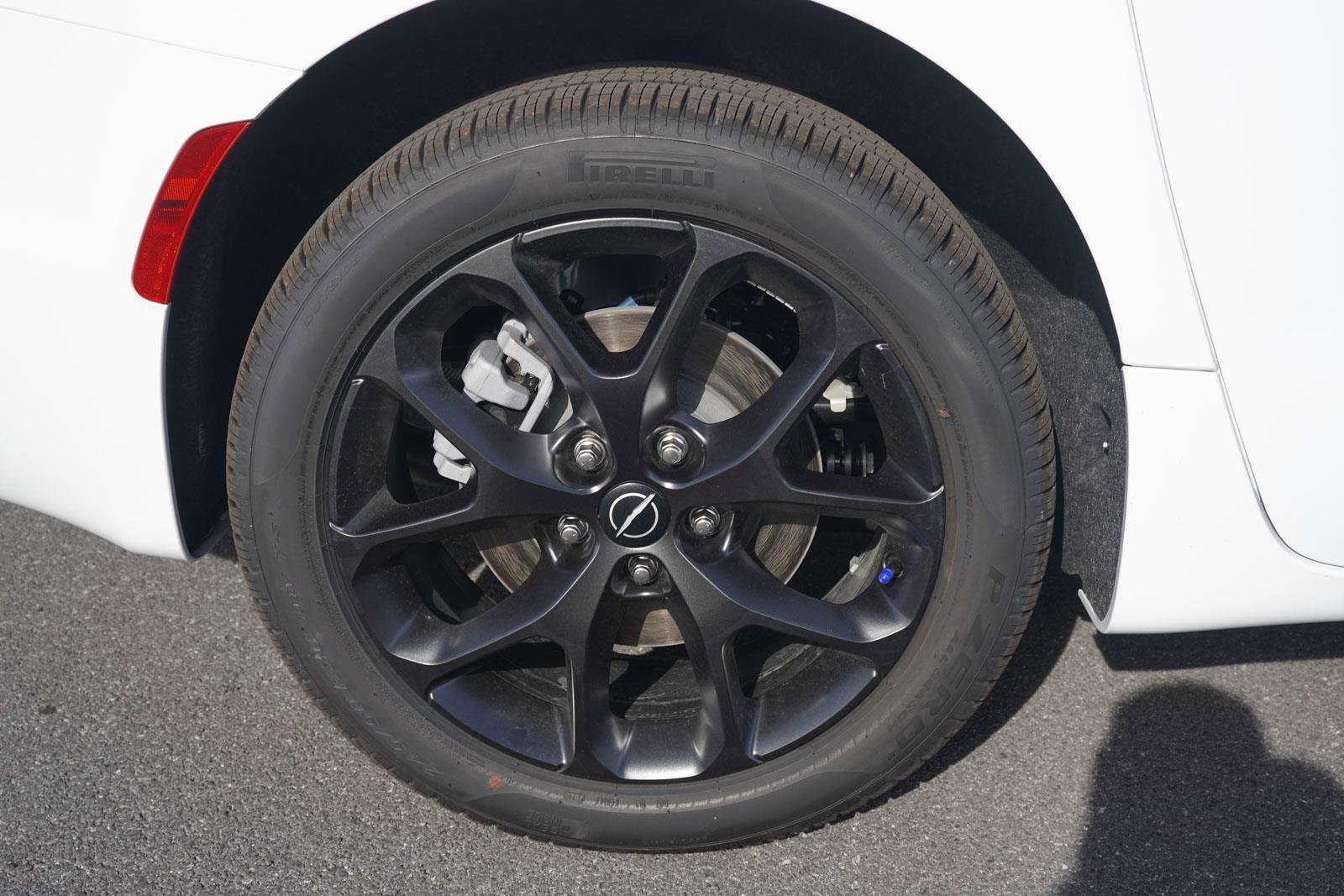 New 2026 Chrysler Pacifica Limited w/ S Appearance Package image 12