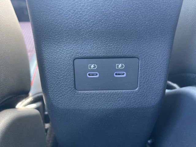 New 2025 Nissan Kicks SR image 13