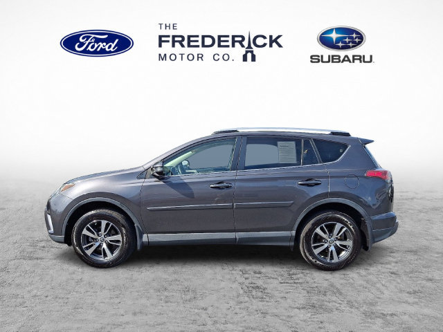 Used 2018 Toyota RAV4 XLE AWD/4WD image 7