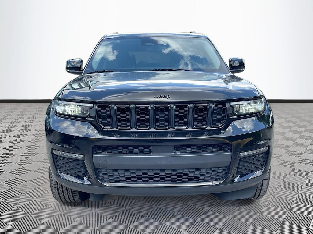Used 2022 Jeep Grand Cherokee L Limited RWD image 2