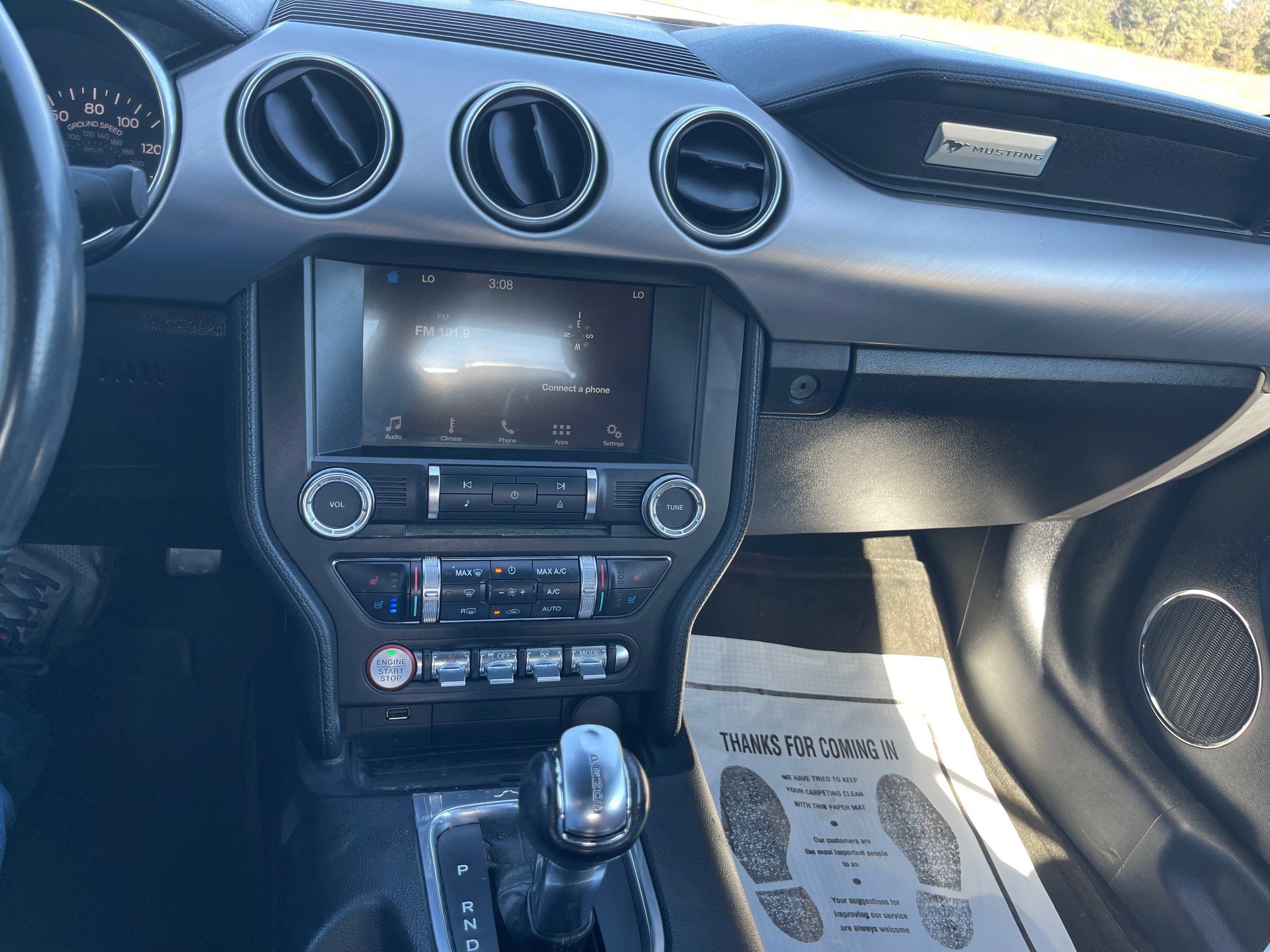 Used 2018 Ford Mustang Premium RWD image 15