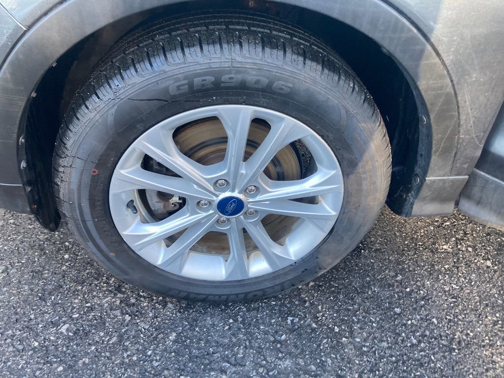 Used 2019 Ford Escape SE image 31