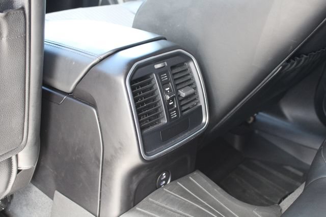 Used 2023 Porsche Macan Turbo AWD/4WD image 20