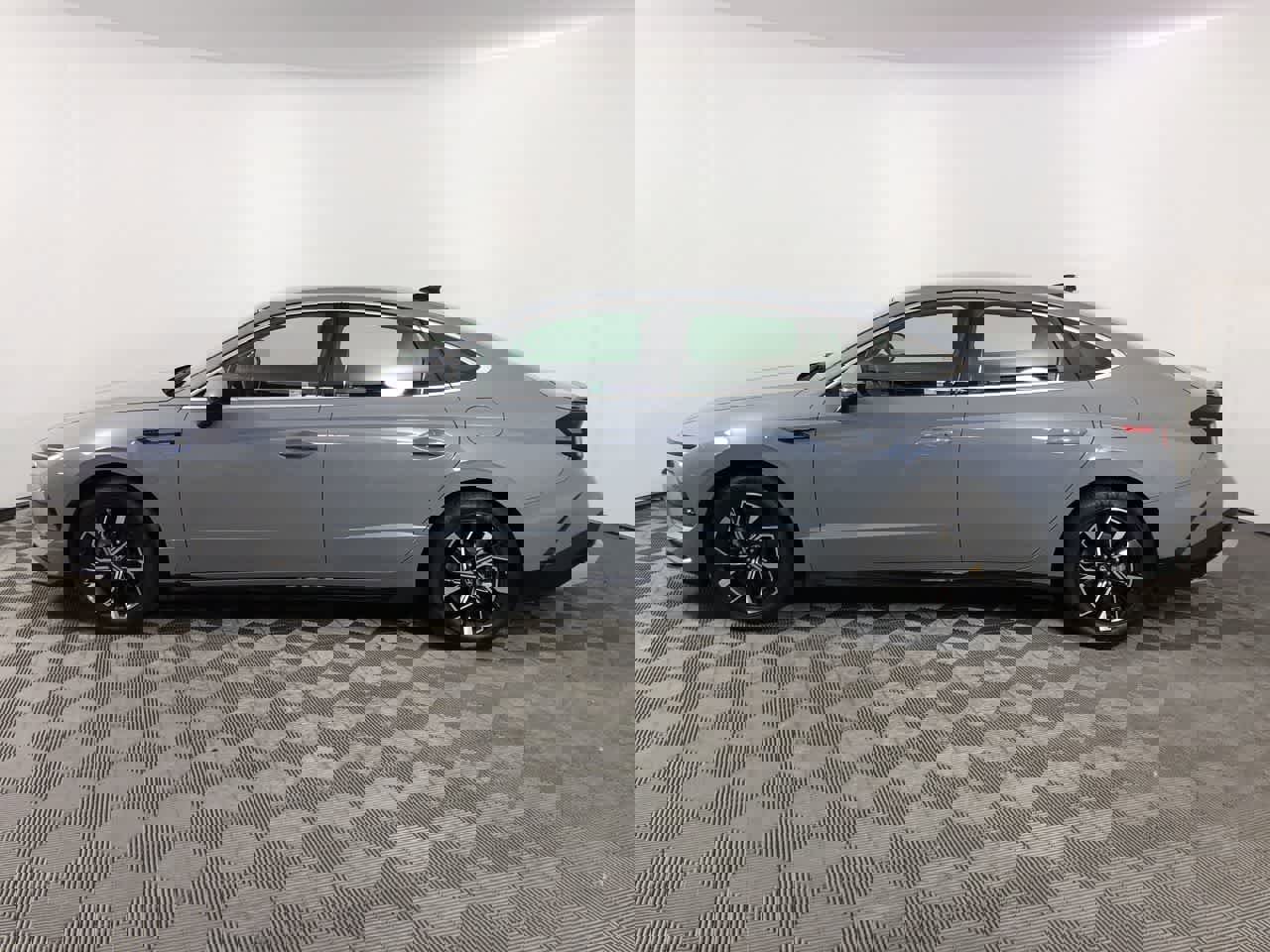 Used 2025 Hyundai Sonata SEL image 5