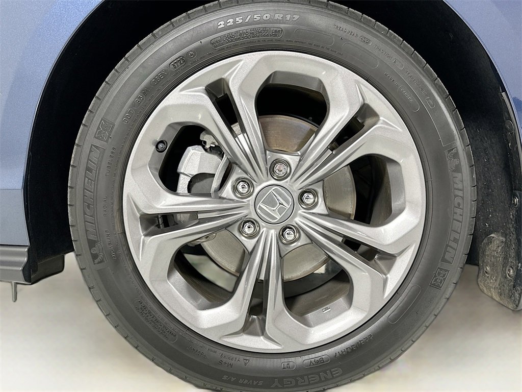 Certified 2024 Honda Accord EX image 9