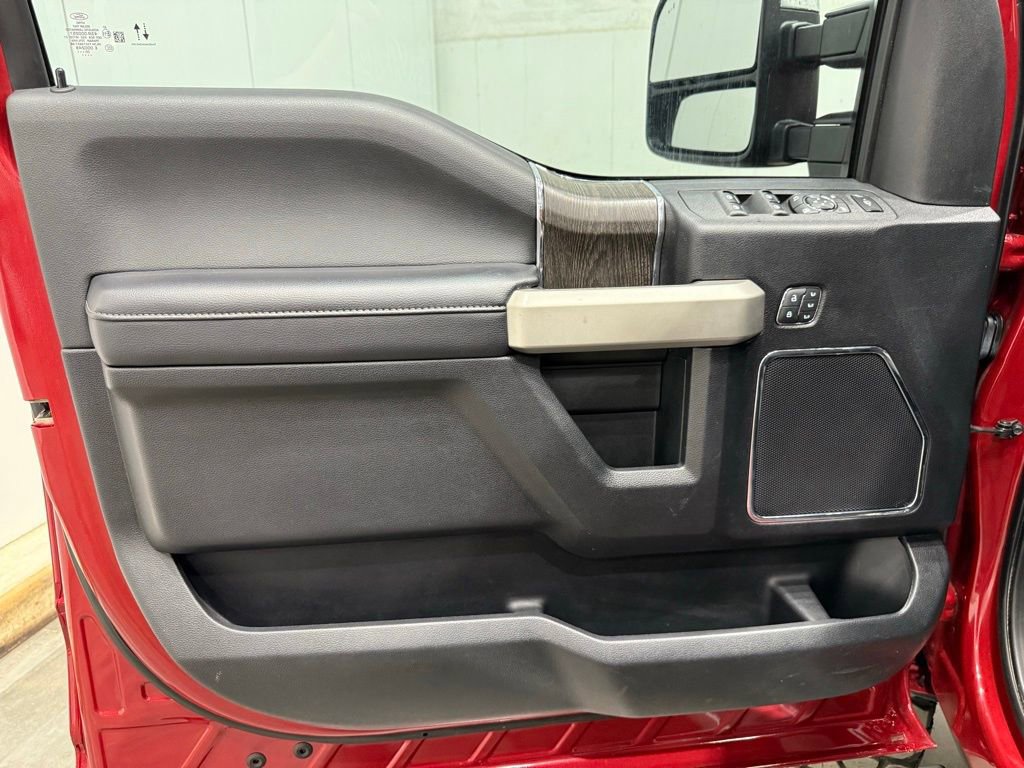 Used 2021 Ford F250 Lariat w/ Lariat Ultimate Package image 18