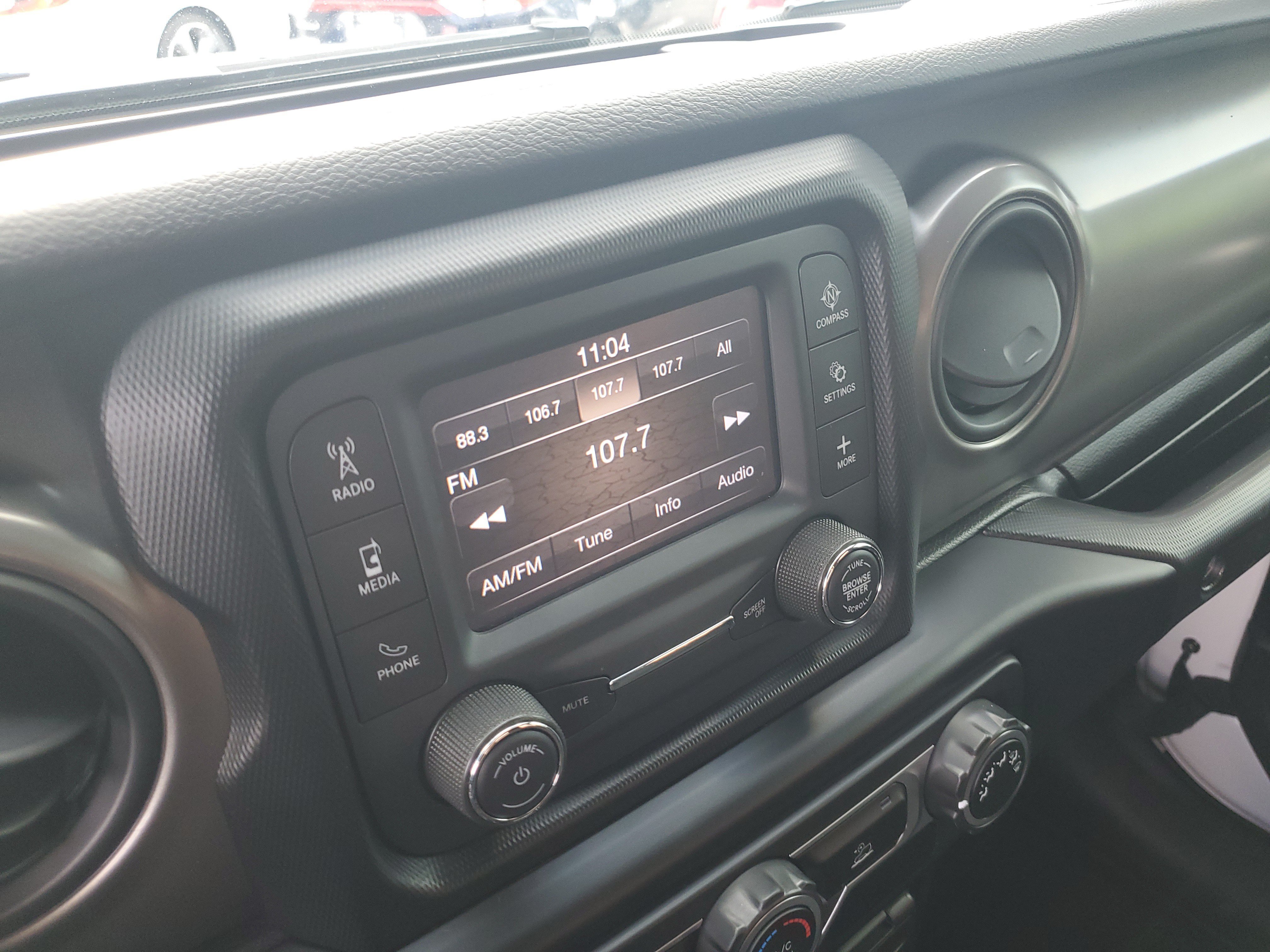 Used 2021 Jeep Wrangler Sport AWD/4WD image 17