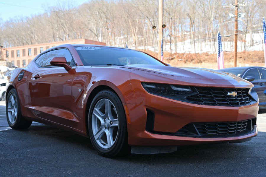 Used 2023 Chevrolet Camaro LT image 7