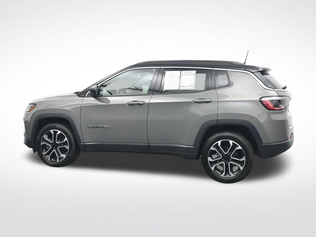 Used 2024 Jeep Compass Limited AWD/4WD image 10