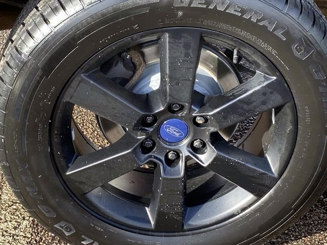 Certified 2017 Ford F150 Lariat w/ Equipment Group 502A Luxury image 29