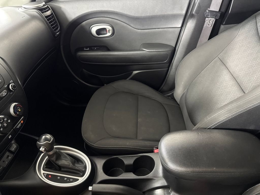 Used 2015 Kia Soul image 17