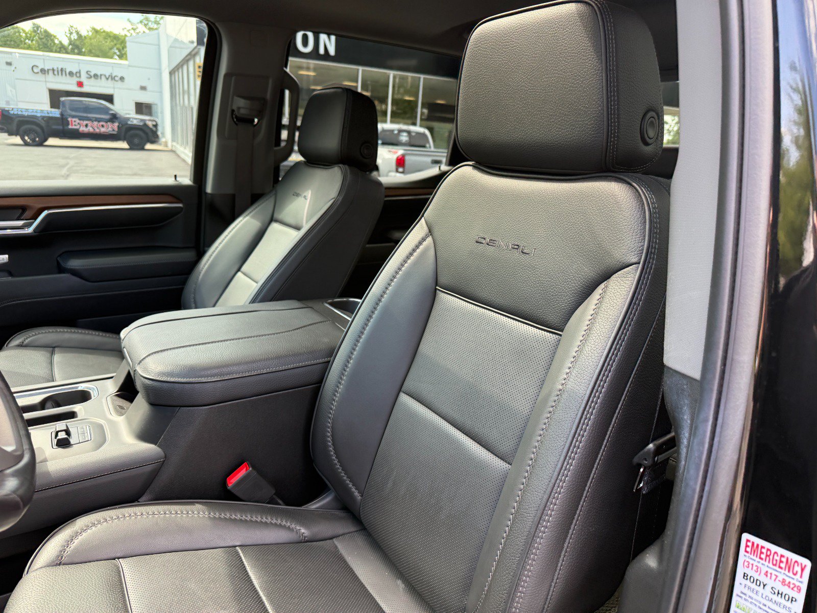 Used 2023 GMC Sierra 1500 Denali AWD/4WD image 14