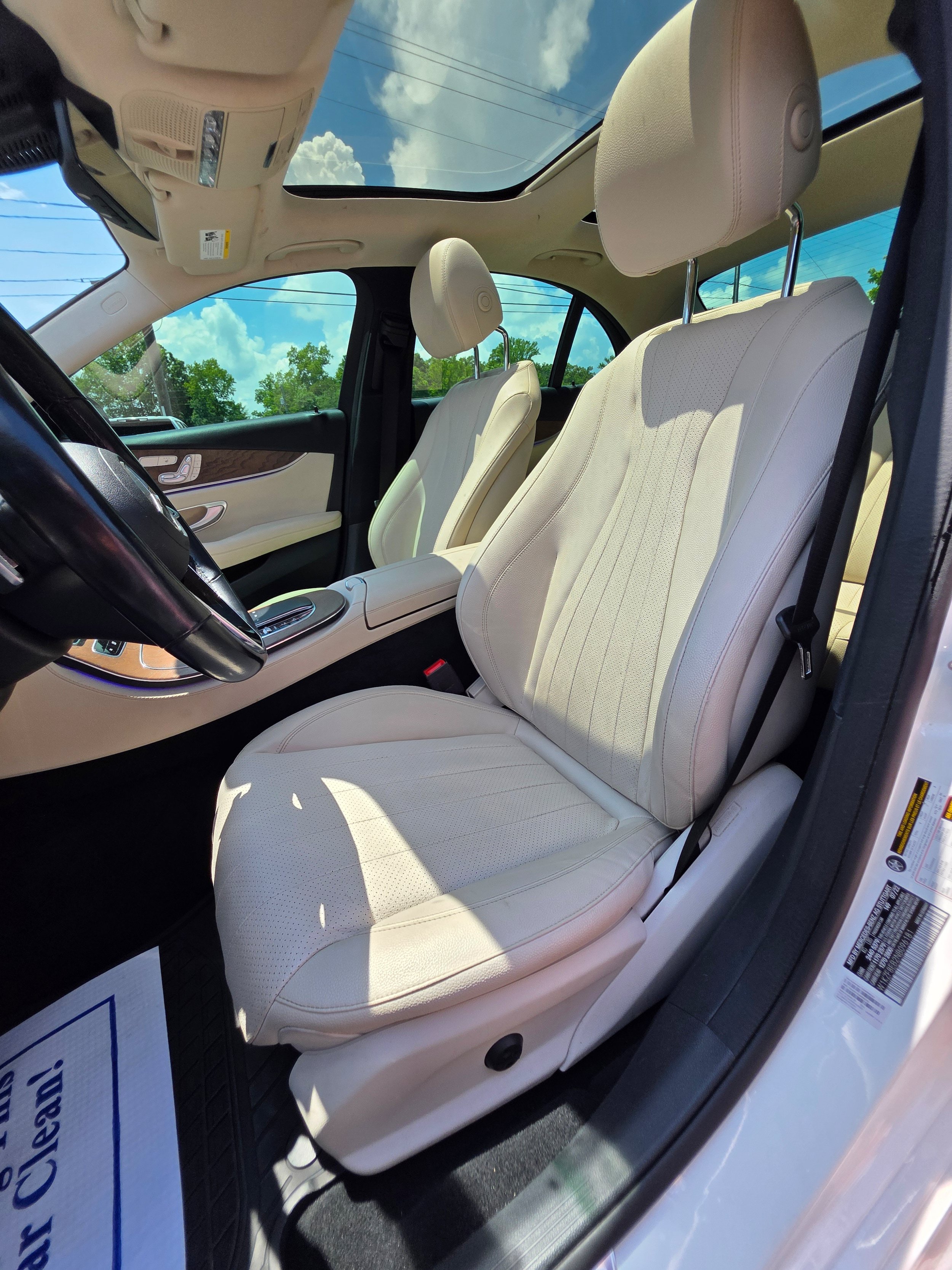 Used 2022 Mercedes-Benz E 350 4MATIC Sedan image 18