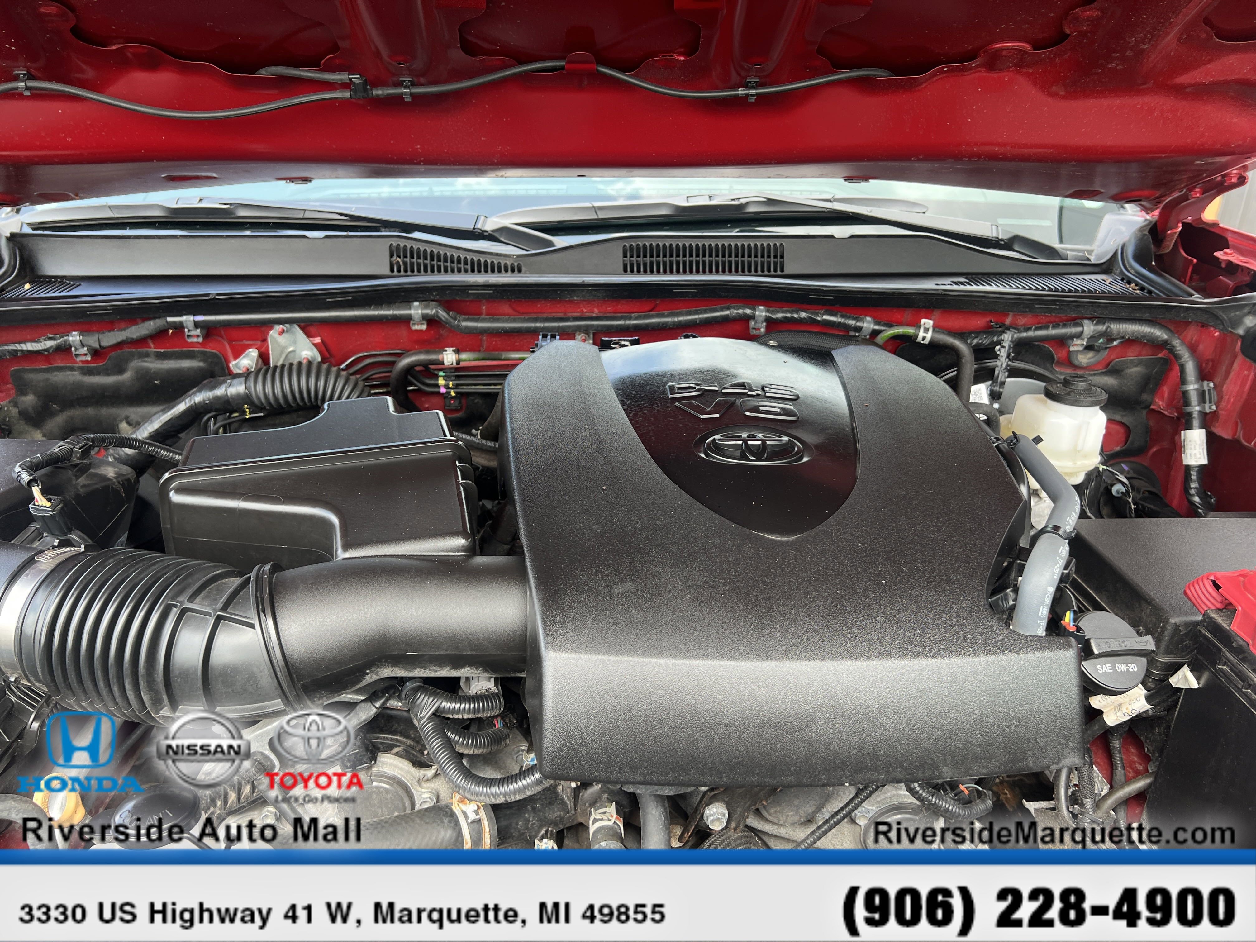 Used 2023 Toyota Tacoma SR5 w/ Technology Package image 13