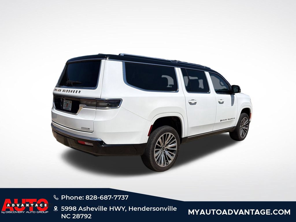 Used 2024 Jeep Grand Wagoneer L Series III AWD/4WD image 5