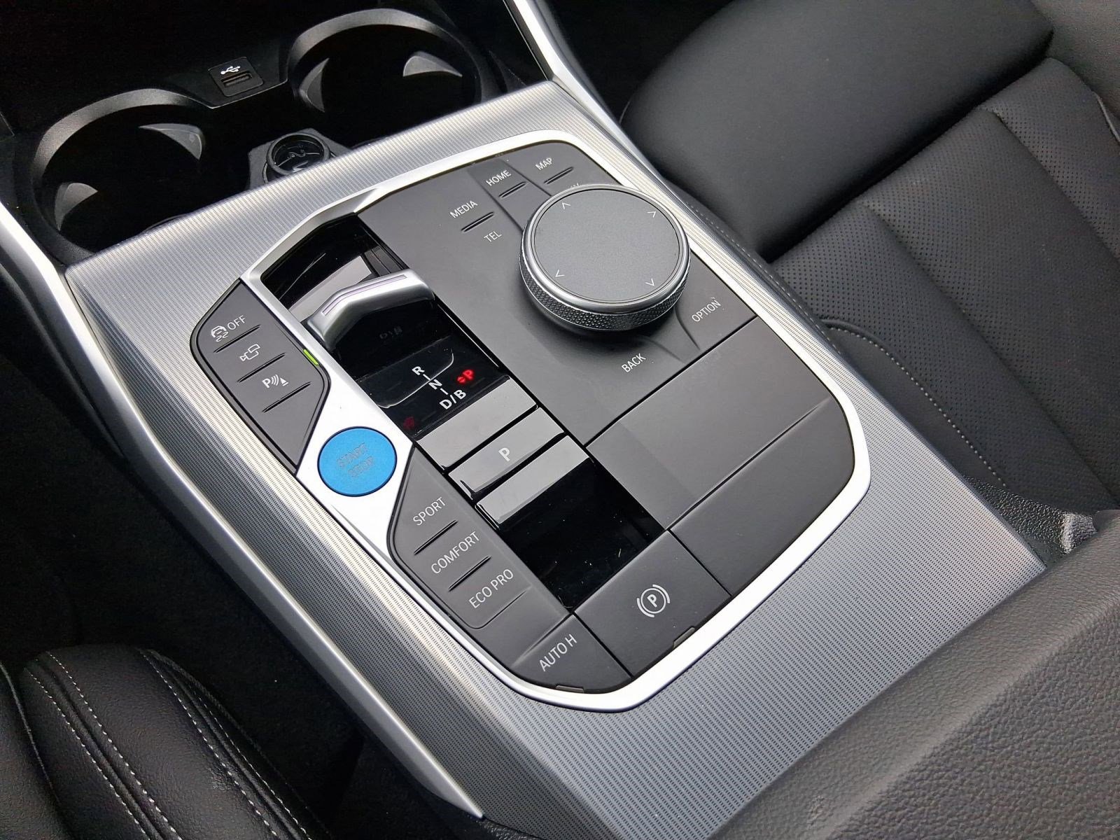 Certified 2024 BMW i4 eDrive35 w/ Premium Package image 18