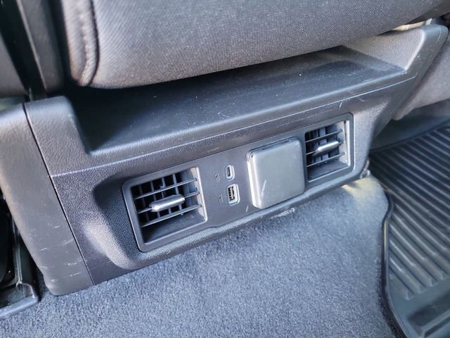 Used 2024 Chevrolet Silverado 1500 LT AWD/4WD image 12