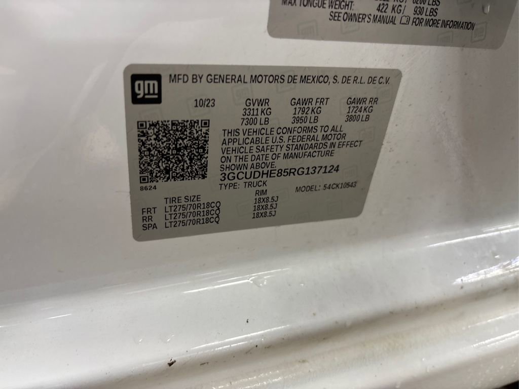 Used 2024 Chevrolet Silverado 1500 ZR2 w/ Technology Package image 18