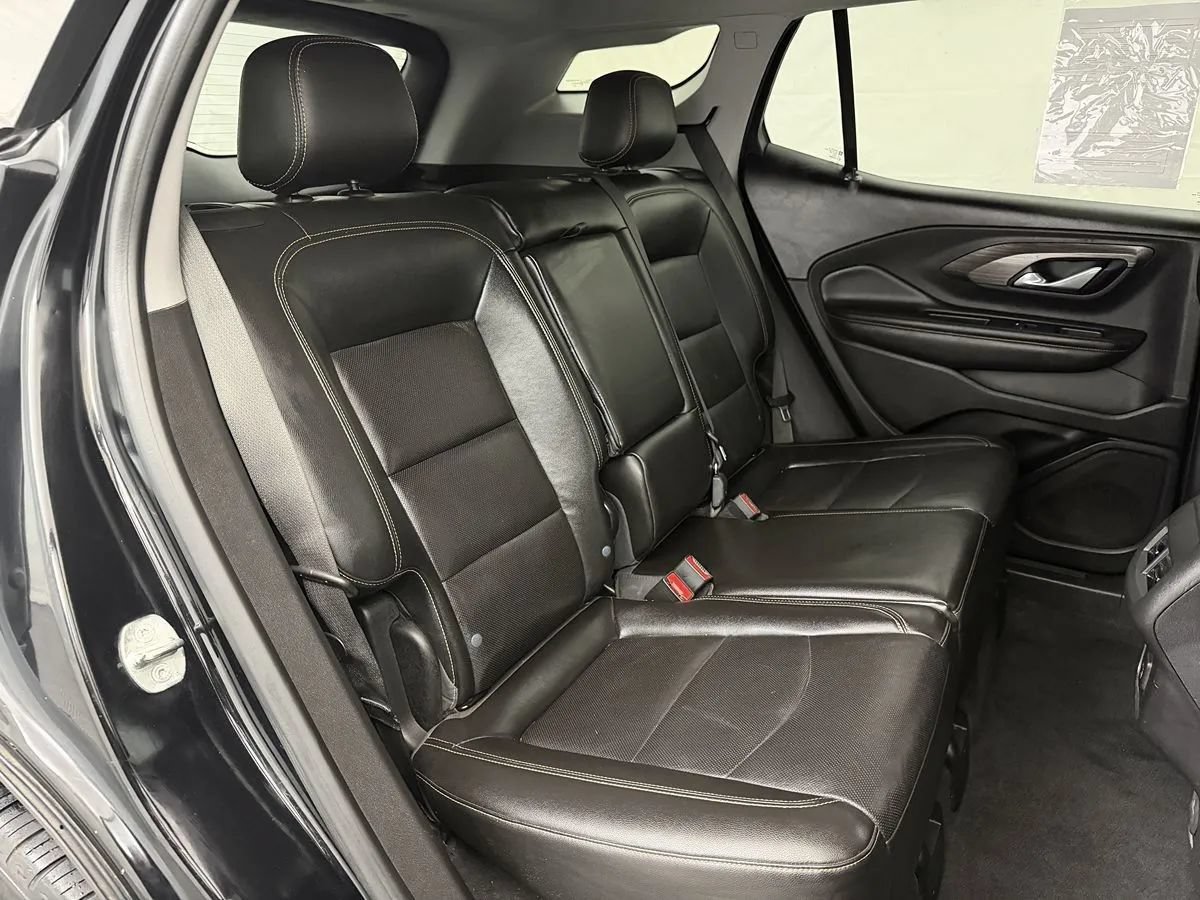 Used 2021 GMC Terrain SLT w/ Infotainment Package II FWD image 28