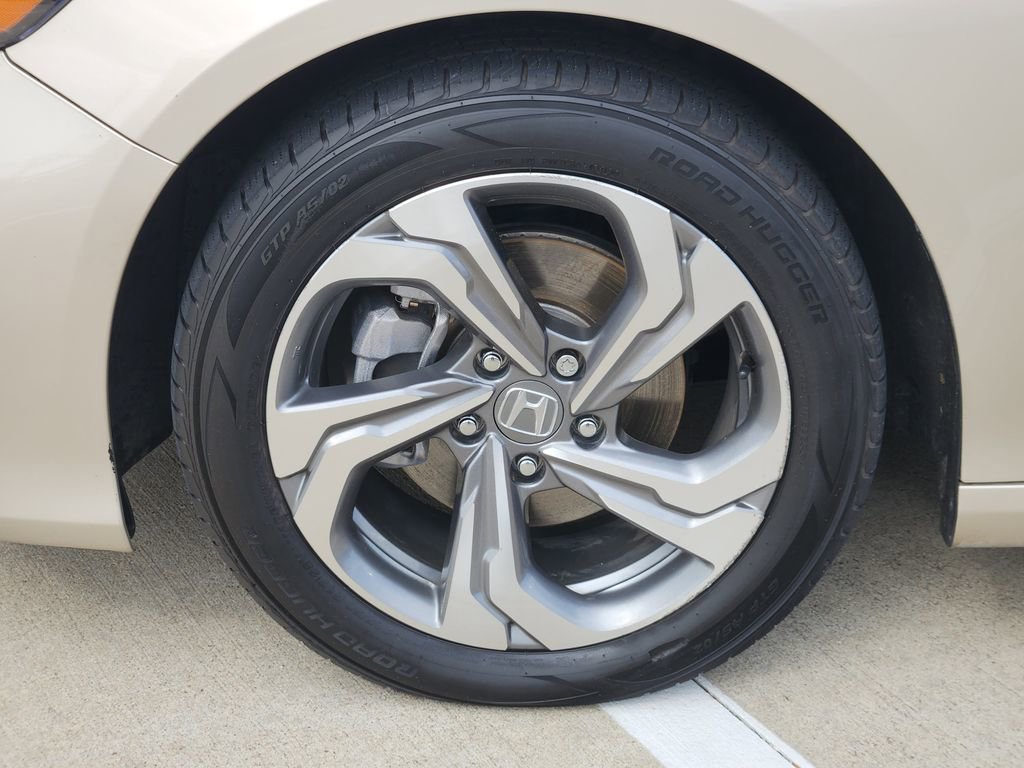 Used 2019 Honda Accord EX-L image 10