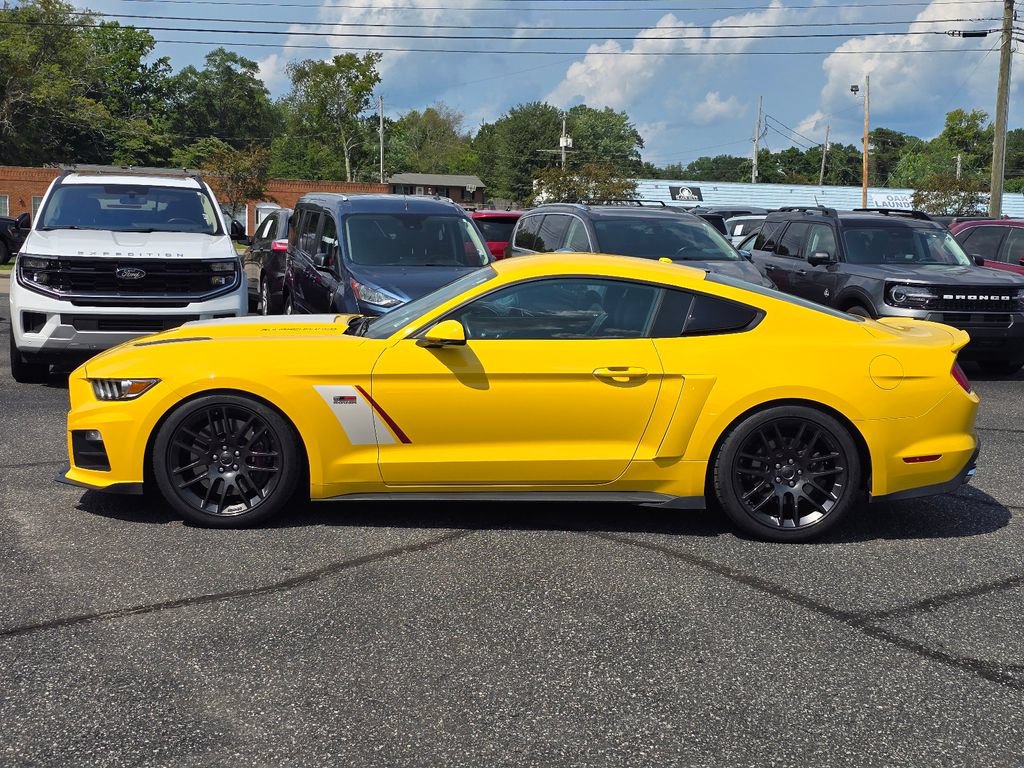 Used 2017 Ford Mustang GT Premium w/ GT Performance Package RWD image 23