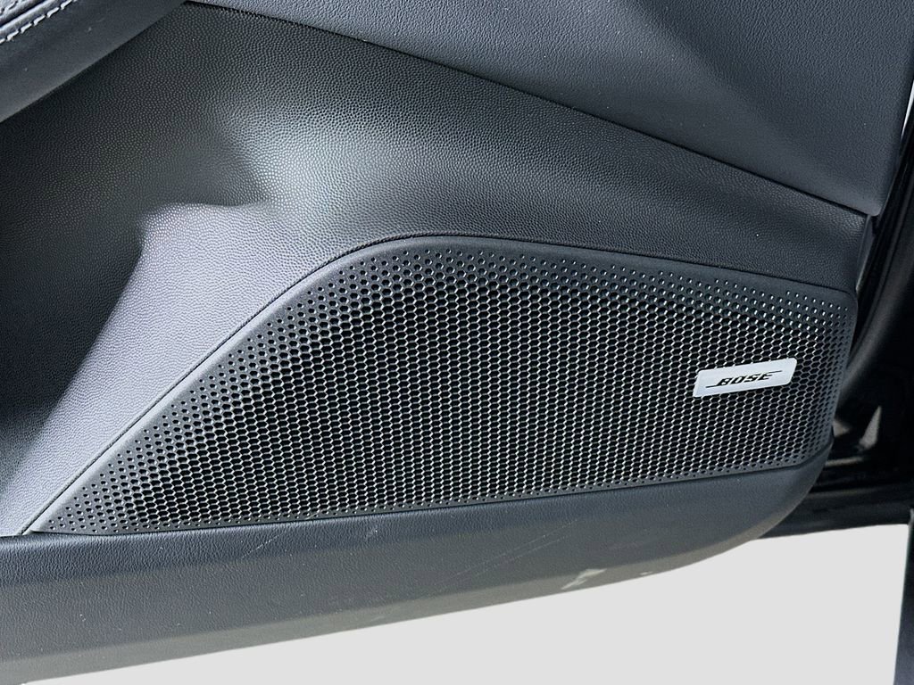 Used 2025 Porsche Macan 4S Electric image 21