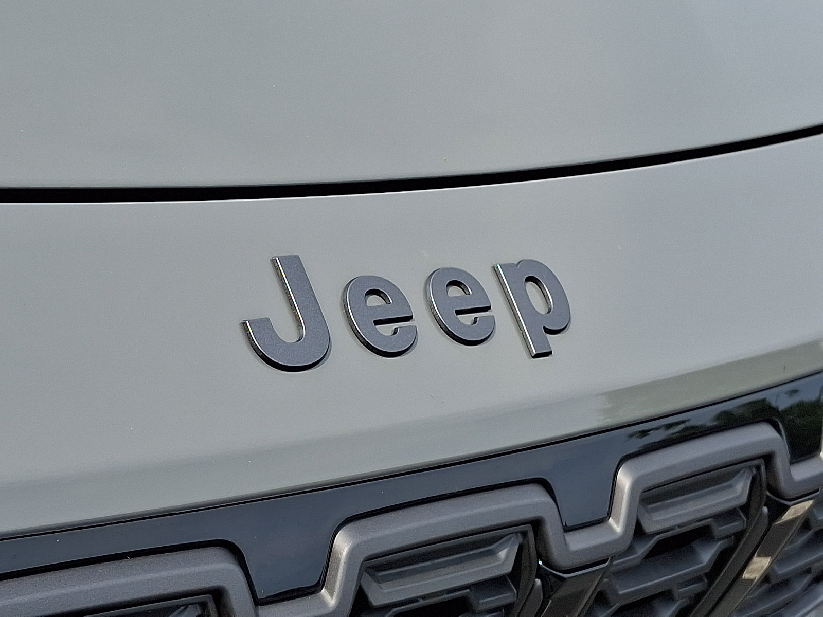 Used 2026 Jeep Cherokee Laredo AWD/4WD image 9
