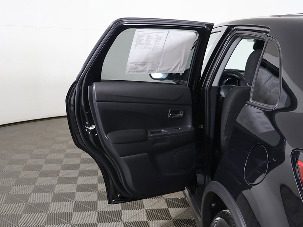 Used 2024 Mitsubishi Outlander Sport ES image 17