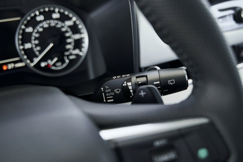 Used 2025 Mitsubishi Outlander SE FWD image 39