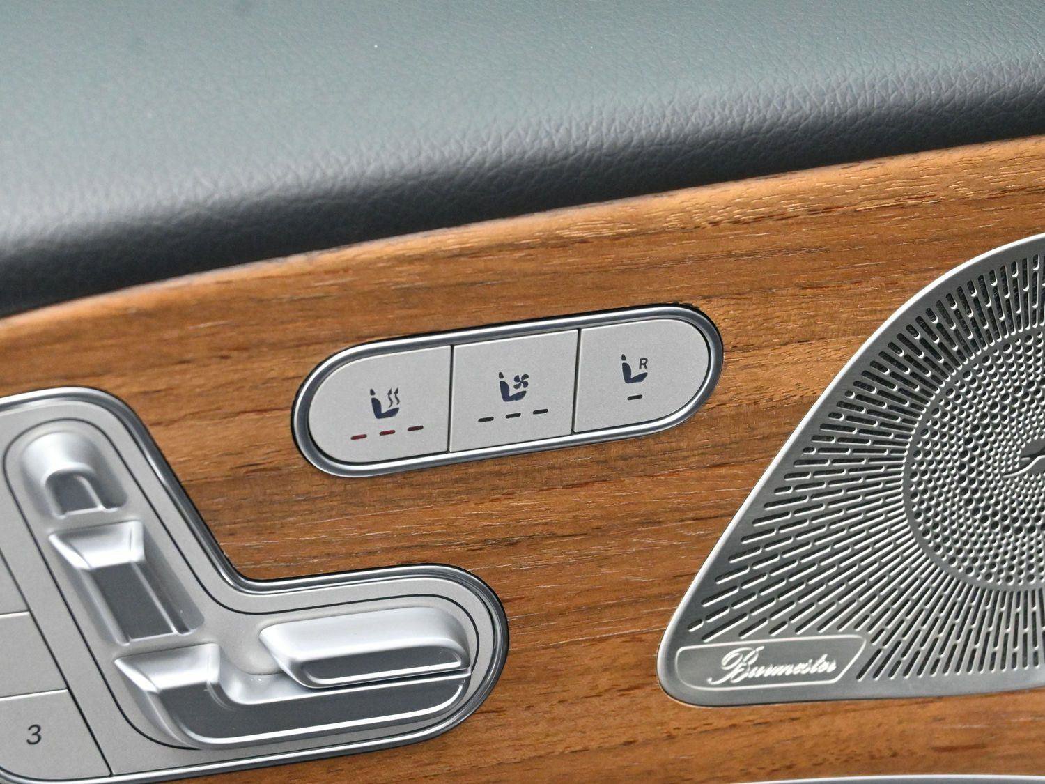 Used 2023 Mercedes-Benz GLS 450 4MATIC image 11