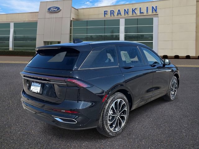 New 2026 Lincoln Nautilus Reserve image 7