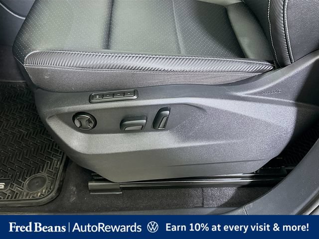 Used 2023 Volkswagen Atlas Cross Sport SEL AWD/4WD image 24