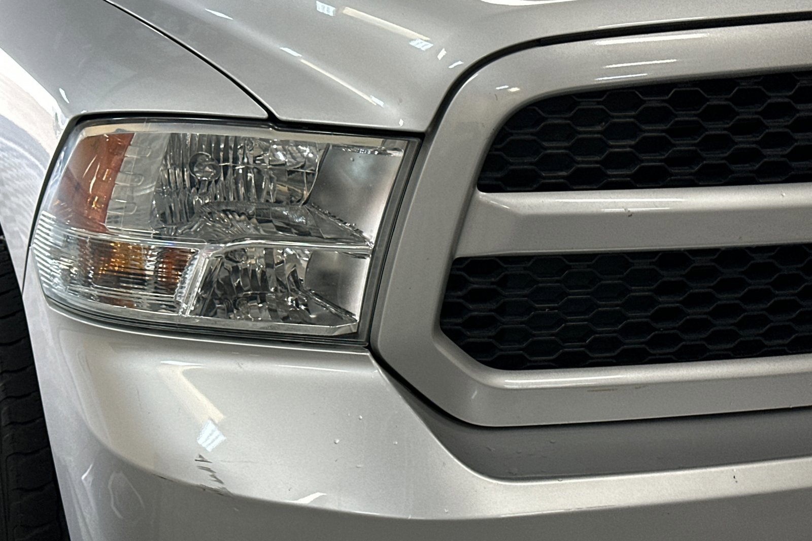 Used 2017 RAM 1500 Express image 38