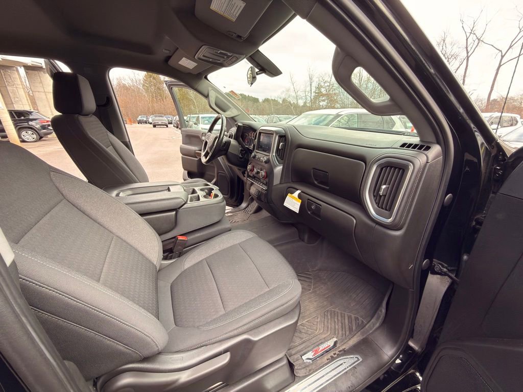 Used 2022 Chevrolet Silverado 1500 RST AWD/4WD image 23
