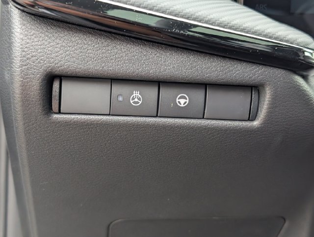 New 2026 Nissan Kicks SR w/ SR Premium Package AWD/4WD image 16