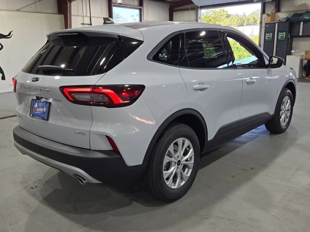 New 2026 Ford Escape Active w/ Tech Pack #1 image 13