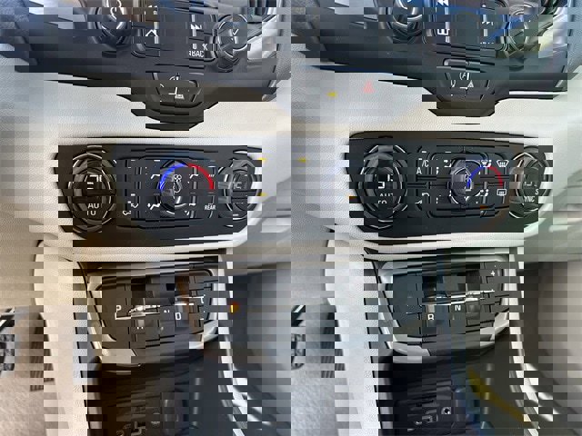 Used 2023 GMC Terrain Denali w/ Denali Premium Package image 25