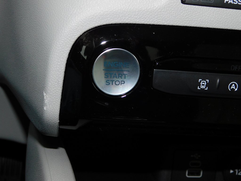 New 2026 Ford Escape Active w/ Active Premium Tech Pack AWD/4WD image 32