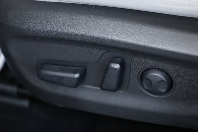 Used 2023 Hyundai Kona SE w/ Cargo Package FWD image 21